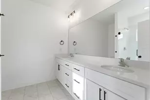 144 Chambord Ct E, Sandy, UT 84070 - Photo 36