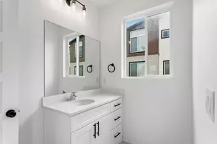 144 Chambord Ct E, Sandy, UT 84070 - Photo 24