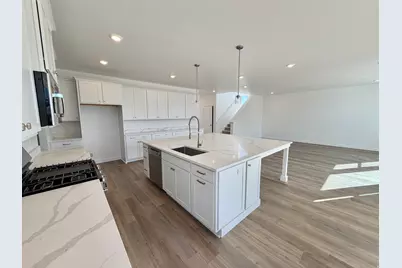 2989 N Lone Pine St #633, Eagle Mountain, UT 84005 - Photo 4