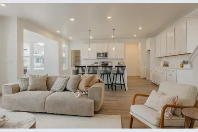 2989 N Lone Pine St #633, Eagle Mountain, UT 84005 - Photo 6
