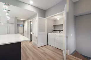 468 N E St, Salt Lake City, UT 84103 - Photo 14