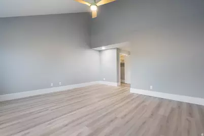 468 N E St, Salt Lake City, UT 84103 - Photo 28