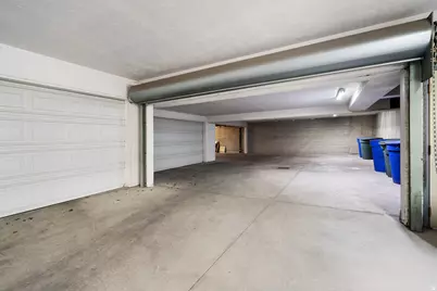 468 N E St, Salt Lake City, UT 84103 - Photo 40