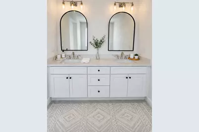 1460 W Pleasant View Dr #7, Kaysville, UT 84037 - Photo 4