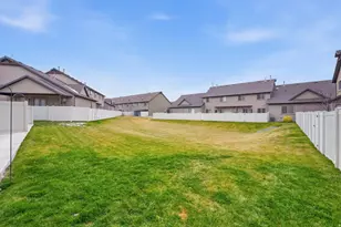 4435 Cross Creek Rd, West Haven, UT 84401 - Photo 2