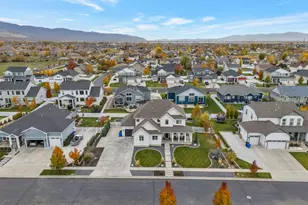 1633 W Alpenglow Cir, Farmington, UT 84025 - Photo 40