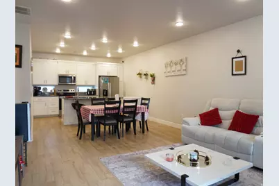 462 E 625 S, Clearfield, UT 84015 - Photo 6