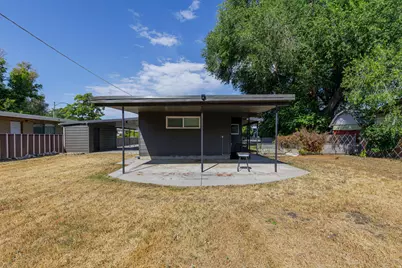 566 N 900 W, Salt Lake City, UT 84116 - Photo 32