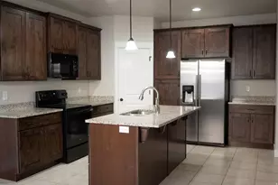 328 W Pages Ln, Bountiful, UT 84010 - Photo 4