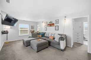 983 N 1500 W, Salt Lake City, UT 84116 - Photo 2