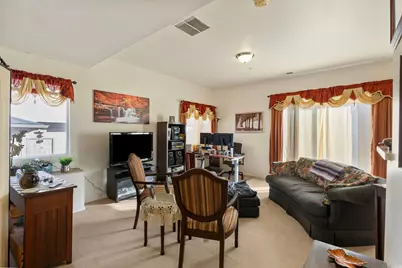 6633 W Ivy Gable Dr W, West Jordan, UT 84081 - Photo 4