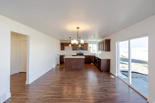 4439 N Dwarven Dr, Eagle Mountain, UT 84005 - Photo 8