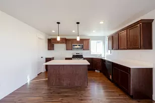 4439 N Dwarven Dr, Eagle Mountain, UT 84005 - Photo 10