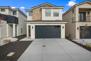 2319 E Kiabito Ln, Saint George, UT 84790 - Photo 2