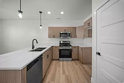 2319 E Kiabito Ln #115, Saint George, UT 84790 - Photo 12