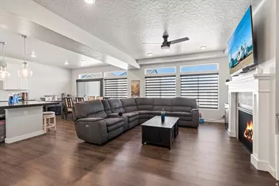 4082 W Red Clover Dr, Lehi, UT 84043 - Photo 1