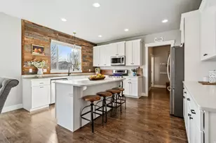 215 S 300 E, Midway, UT 84049 - Photo 4