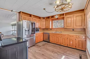 353 N 600 E, Orem, UT 84097 - Photo 16