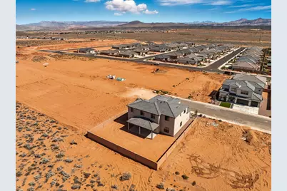 3086 S 4850 W #11, Hurricane, UT 84737 - Photo 6