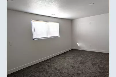 282 E 925 S, Layton, UT 84041 - Photo 12