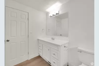 282 E 925 S, Layton, UT 84041 - Photo 8