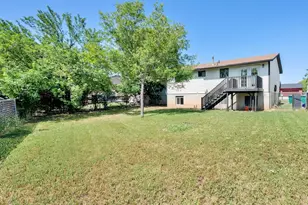 282 E 925 S, Layton, UT 84041 - Photo 2