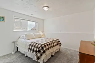 2182 W 5600 S, Roy, UT 84067 - Photo 12