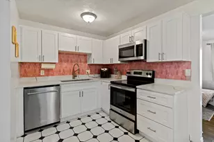 2182 W 5600 S, Roy, UT 84067 - Photo 6