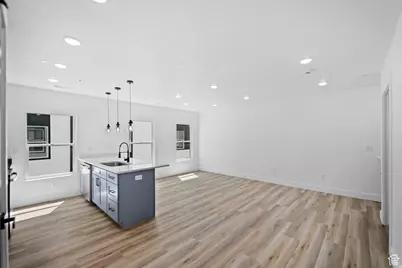 815 W 100 S #8, Salt Lake City, UT 84104 - Photo 14