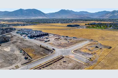 1247 N 680 W #8, Tooele, UT 84074 - Photo 28