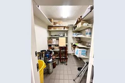 240 W Main St, Bicknell, UT 84715 - Photo 40