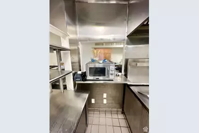 240 W Main St, Bicknell, UT 84715 - Photo 26