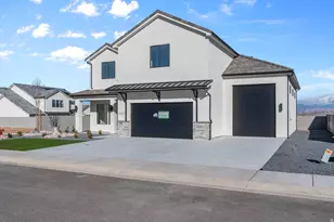 2921 E Alderann St, Saint George, UT 84790 - Photo 2