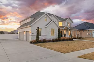 868 S Braddock Ln, Alpine, UT 84004 - Photo 2