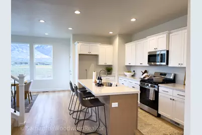 118 S 1700 W #11, Pleasant Grove, UT 84062 - Photo 2