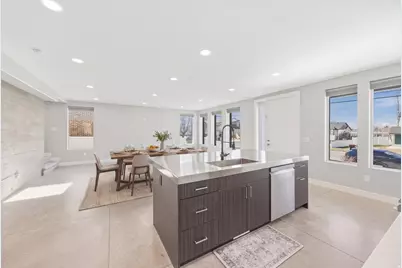 7045 S 300 E, Midvale, UT 84047 - Photo 2