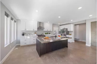 7045 S 300 E, Midvale, UT 84047 - Photo 8