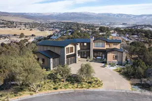 2418 E Red Knob Wy, Heber City, UT 84032 - Photo 2