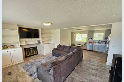 614 W Wasatch Way, Tooele, UT 84074 - Photo 4