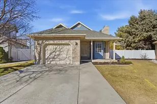 64 S 320 W, Orem, UT 84058 - Photo 2