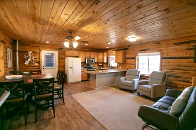 348 N Jakes Place Rd, Fremont, UT 84747 - Photo 18