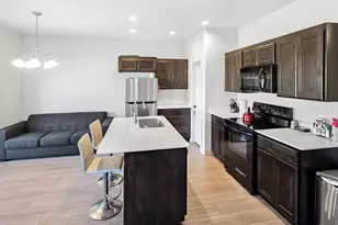 638 N Old Fort Dr, Spanish Fork, UT 84660 - Photo 6