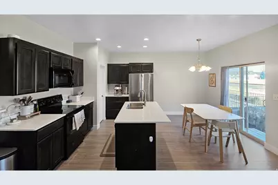 644 N Old Fort Dr, Spanish Fork, UT 84660 - Photo 8