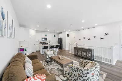 1974 W 775 N, Layton, UT 84041 - Photo 4