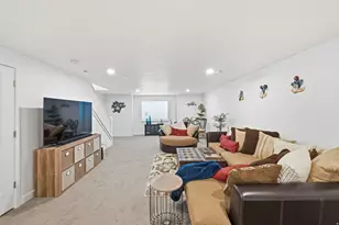 1974 W 775 N, Layton, UT 84041 - Photo 16