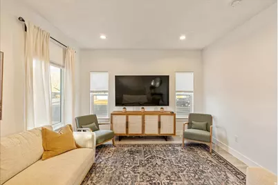 803 W 530 N, Orem, UT 84057 - Photo 10