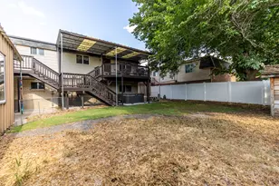 8268 S 865 E, Sandy, UT 84094 - Photo 26