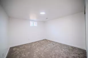 87 W 8710 S, Sandy, UT 84070 - Photo 26