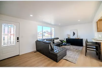 87 W 8710 S, Sandy, UT 84070 - Photo 2