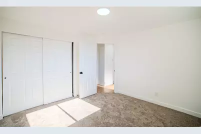 87 W 8710 S, Sandy, UT 84070 - Photo 14